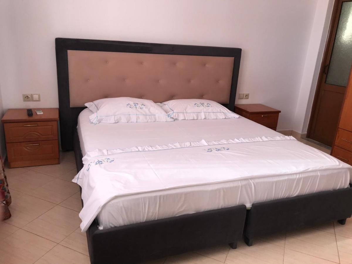 Elti Apartment Sarandë Exteriör bild