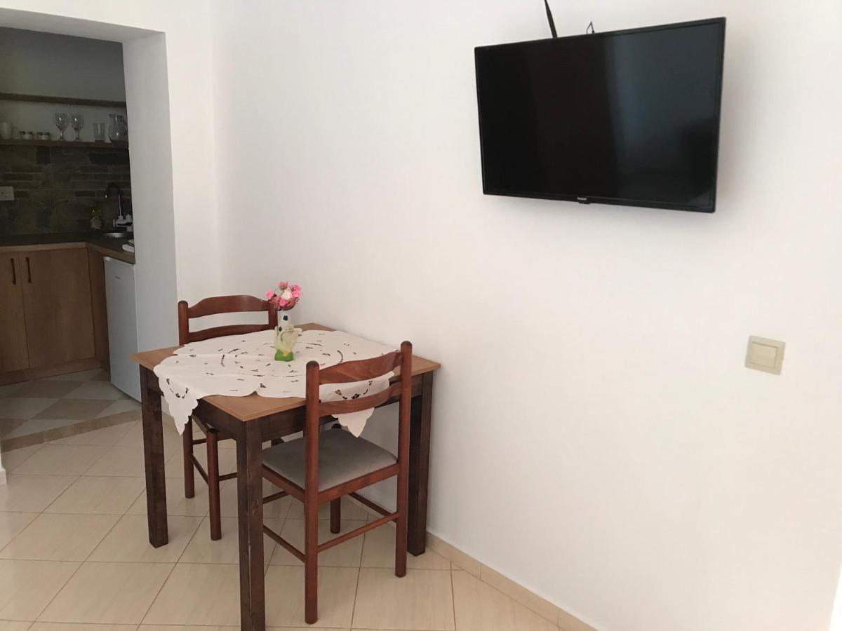 Elti Apartment Sarandë Exteriör bild