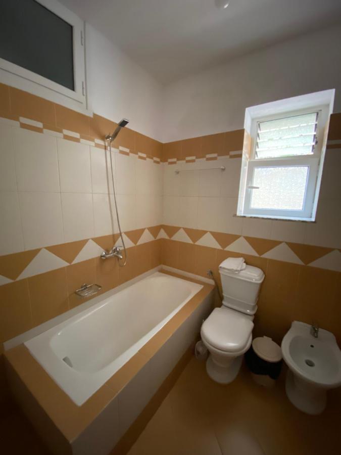Elti Apartment Sarandë Exteriör bild
