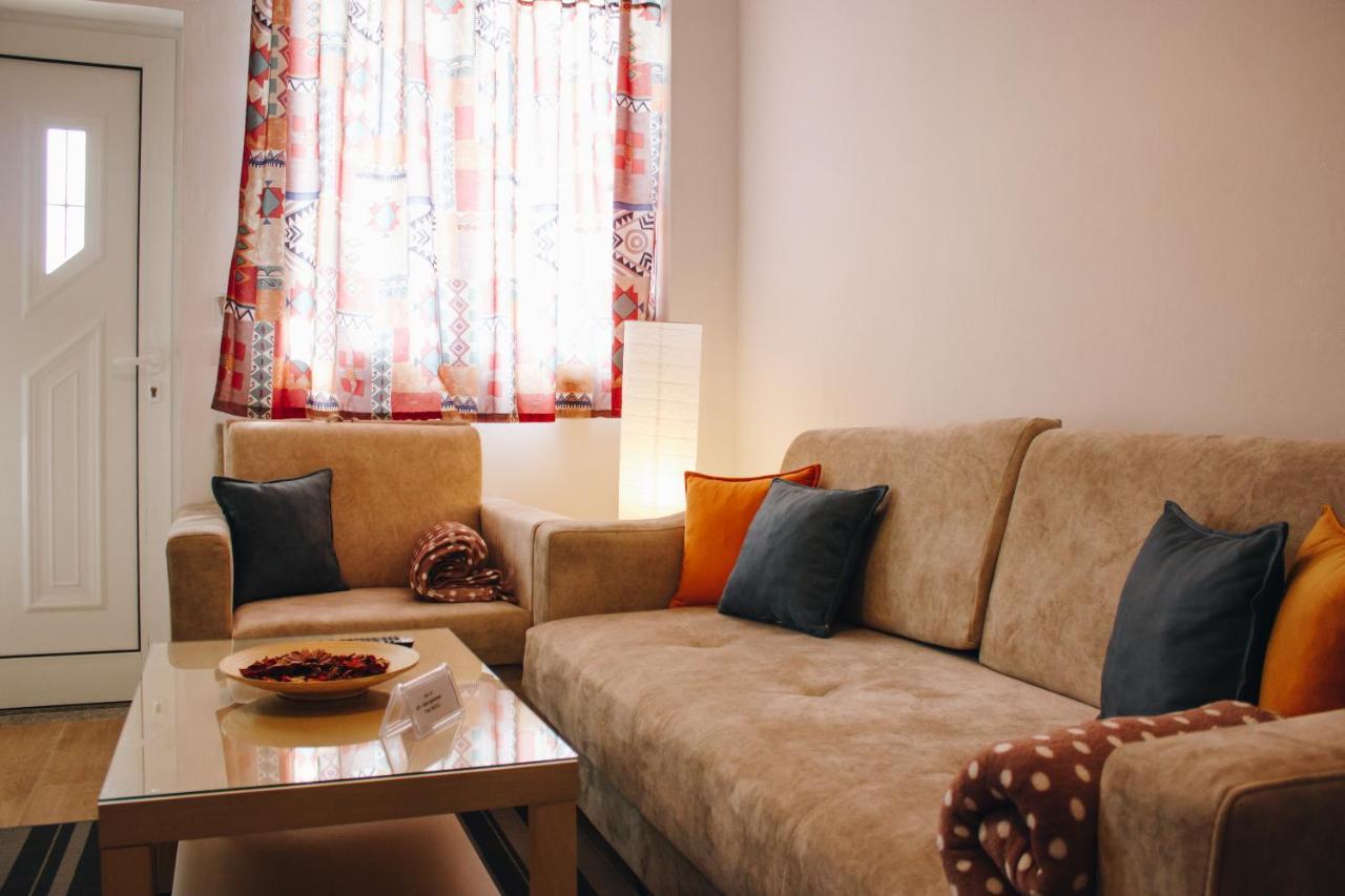 Elti Apartment Sarandë Exteriör bild